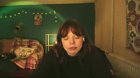 Snapshot of clancyosbourne chatting on 02/20/25, 01:03 Clancy online show from 02/20/25, 01:03