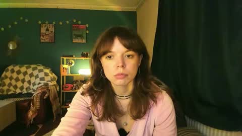 Snapshot of clancyosbourne chatting on 10/31/25, 06:42 Clancy online show from 10/31/25, 06:42