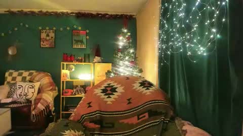 Snapshot of clancyosbourne chatting on 12/03/25, 07:45 Clancy online show from 12/03/25, 07:45