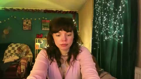 Snapshot of clancyosbourne chatting on 02/07/26, 06:44 Clancy online show from 02/07/26, 06:44