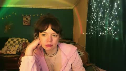 Snapshot of clancyosbourne chatting on 02/21/26, 07:04 Clancy online show from 02/21/26, 07:04