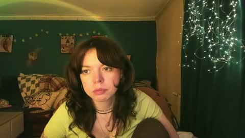 Snapshot of clancyosbourne chatting on 04/24/26, 05:59 Clancy online show from 04/24/26, 05:59