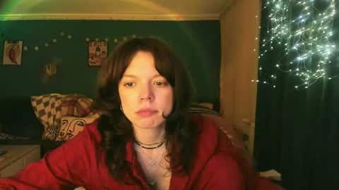 Snapshot of clancyosbourne chatting on 04/28/26, 05:51 Clancy online show from 04/28/26, 05:51