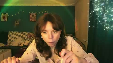 Snapshot of clancyosbourne chatting on 05/10/26, 05:18 Clancy online show from 05/10/26, 05:18