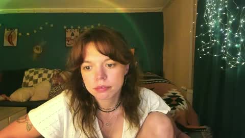 Snapshot of clancyosbourne chatting on 05/31/26, 06:09 Clancy online show from 05/31/26, 06:09