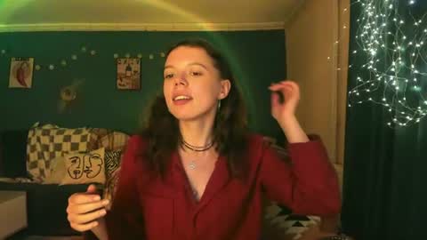 Snapshot of clancyosbourne chatting on 06/11/26, 07:01 Clancy online show from 06/11/26, 07:01