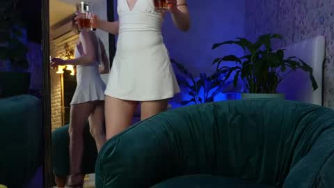 Snapshot of clara_bendover chatting on 03/19/26, 07:18 Clara online show from 03/19/26, 07:18