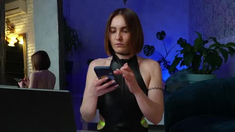 Snapshot of clara_bendover chatting on 04/05/26, 05:43 Clara online show from 04/05/26, 05:43