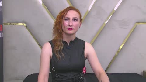 Snapshot of clara_jason chatting on 10/30/25, 09:59 Mistress Clara online show from 10/30/25, 09:59