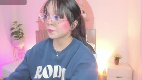 C L A R A online show from 05/23/26, 02:50