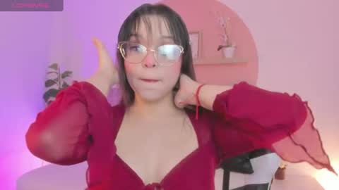Snapshot of clara_lu chatting on 07/08/26, 02:38 C L A R A online show from 07/08/26, 02:38