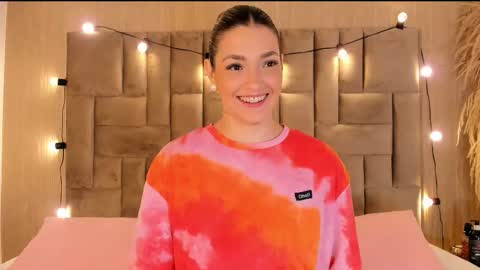 Clara del mar online show from 11/28/25, 10:40