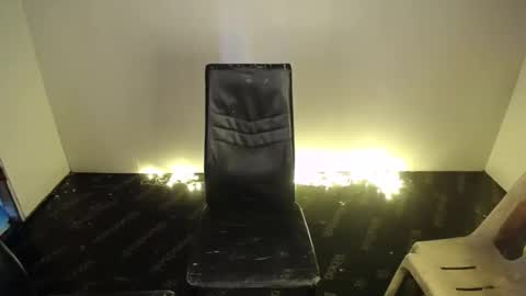 Snapshot of clarafuck chatting on 01/14/25, 04:57 clarafuck online show from 01/14/25, 04:57