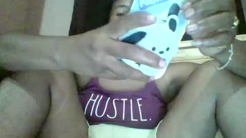 Clarah0123 online show from 11/03/25, 07:15