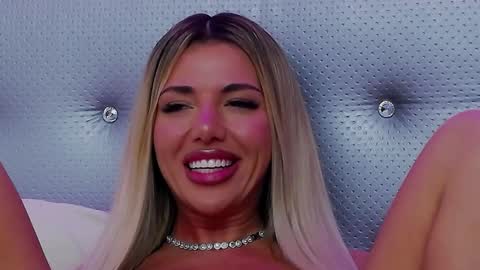 ClaraHazel online show from 01/28/25, 02:32