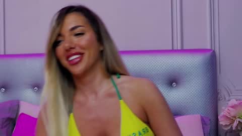 ClaraHazel online show from 02/18/25, 11:33