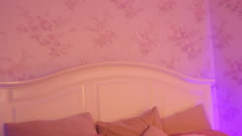 Snapshot of clarahazell chatting on 01/06/26, 05:11 ClaraHazel online show from 01/06/26, 05:11