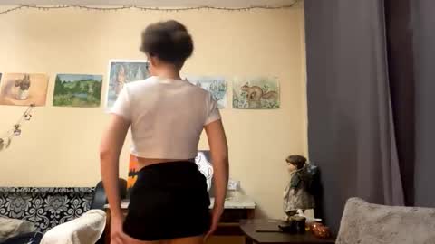 Selena online show from 03/25/26, 12:44