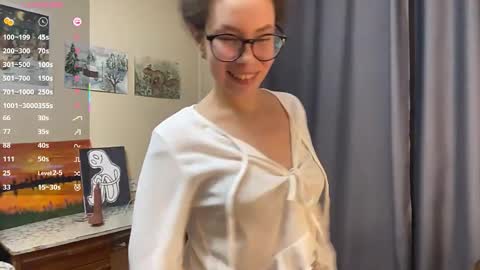 Selena online show from 03/27/26, 02:39