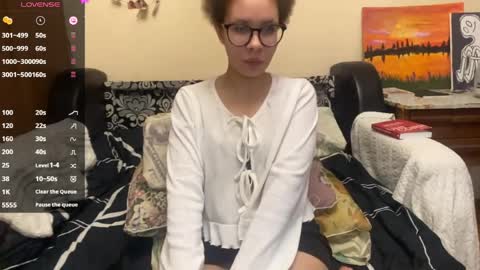 Selena online show from 04/11/26, 12:31