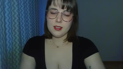 Snapshot of claralovely chatting on 04/13/26, 05:07 Clara online show from 04/13/26, 05:07