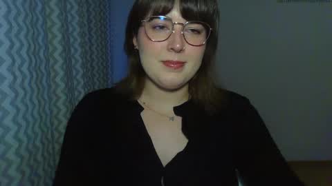 Snapshot of claralovely chatting on 05/07/26, 05:18 Clara online show from 05/07/26, 05:18