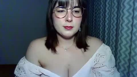 Snapshot of claralovely chatting on 07/05/26, 07:10 Clara online show from 07/05/26, 07:10
