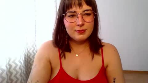 Snapshot of claralovely chatting on 07/14/26, 10:21 Clara online show from 07/14/26, 10:21