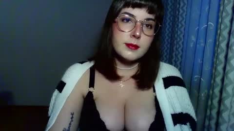 Snapshot of claralovely chatting on 07/20/26, 06:32 Clara online show from 07/20/26, 06:32