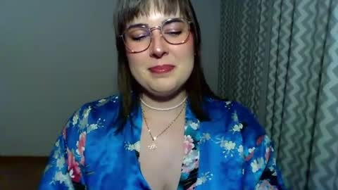 Snapshot of claralovely chatting on 07/22/26, 09:17 Clara online show from 07/22/26, 09:17