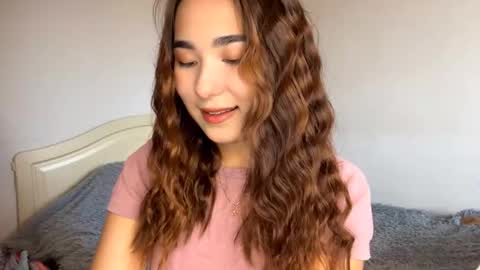 Yuna online show from 09/20/25, 07:09