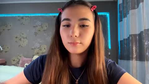 Yuna online show from 12/01/25, 11:59