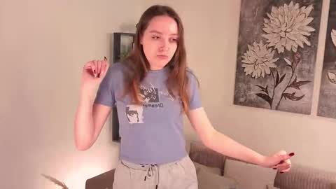 Snapshot of claribelpastano chatting on 02/10/26, 01:32 Lora online show from 02/10/26, 01:32