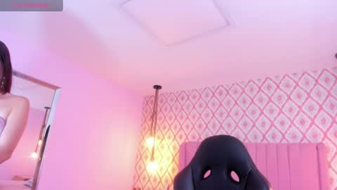 Snapshot of clarise_hall chatting on 05/28/26, 07:11 C L A R I S E online show from 05/28/26, 07:11