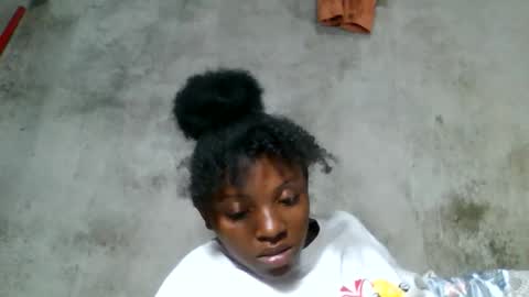 Snapshot of clarisse98 chatting on 03/29/26, 11:21 clarisse98 online show from 03/29/26, 11:21