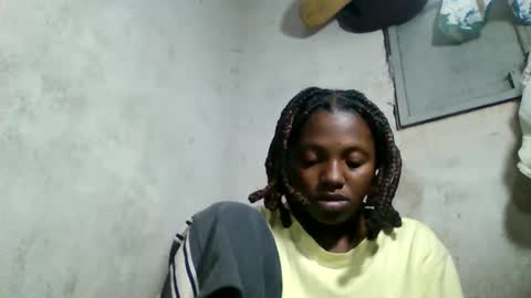 Snapshot of clarisse98 chatting on 03/31/26, 12:49 clarisse98 online show from 03/31/26, 12:49