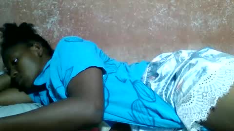 Snapshot of clarisse98 chatting on 04/03/26, 05:11 clarisse98 online show from 04/03/26, 05:11