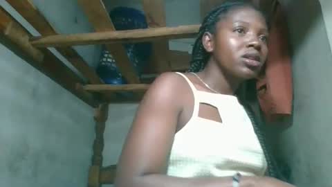 Snapshot of clarisse98 chatting on 04/25/26, 03:09 clarisse98 online show from 04/25/26, 03:09