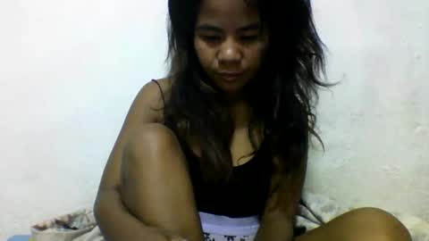 Snapshot of clarissezz chatting on 04/14/26, 04:40 clarissezz online show from 04/14/26, 04:40