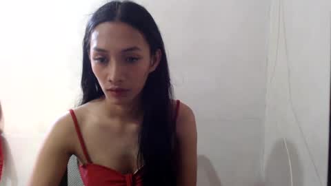 clarita_123 online show from 06/25/26, 12:21