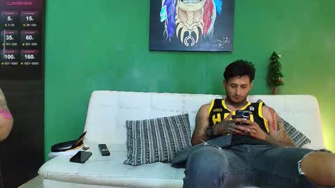 Snapshot of clark__ken chatting on 12/05/25, 05:20 Juanpaindependent model online show from 12/05/25, 05:20