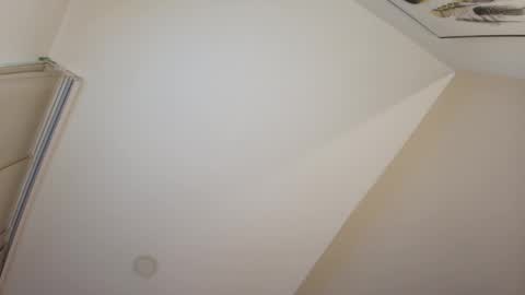 Snapshot of clark_strong chatting on 05/19/26, 02:01 clark_strong online show from 05/19/26, 02:01