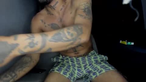 clark_tommy11 online show from 12/17/24, 10:44