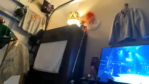clarkshammer95 online show from 03/05/25, 10:43