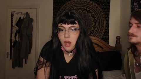 Snapshot of classstrugglecutie chatting on 09/29/25, 11:37 Thalia Quinn online show from 09/29/25, 11:37