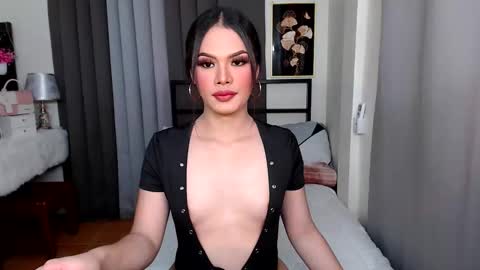 Snapshot of classy_maika chatting on 03/22/26, 07:12 maika online show from 03/22/26, 07:12