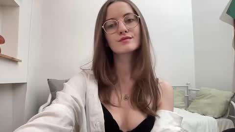 Snapshot of classyandgirly chatting on 02/27/26, 09:04 classyandgirly online show from 02/27/26, 09:04