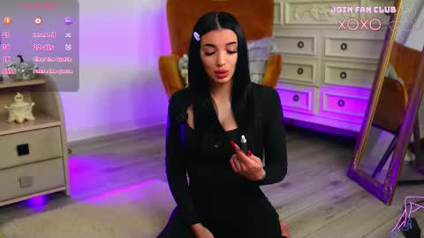 Snapshot of classybarby__ chatting on 10/23/25, 05:23 Velma online show from 10/23/25, 05:23