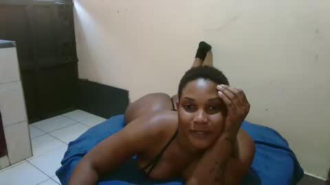 Snapshot of classyhornybabe chatting on 01/24/25, 04:16 Angel online show from 01/24/25, 04:16