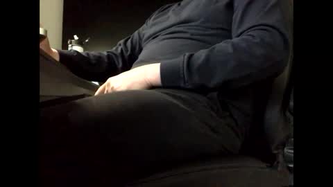 Snapshot of clau1935 chatting on 04/12/26, 12:37 Michel online show from 04/12/26, 12:37